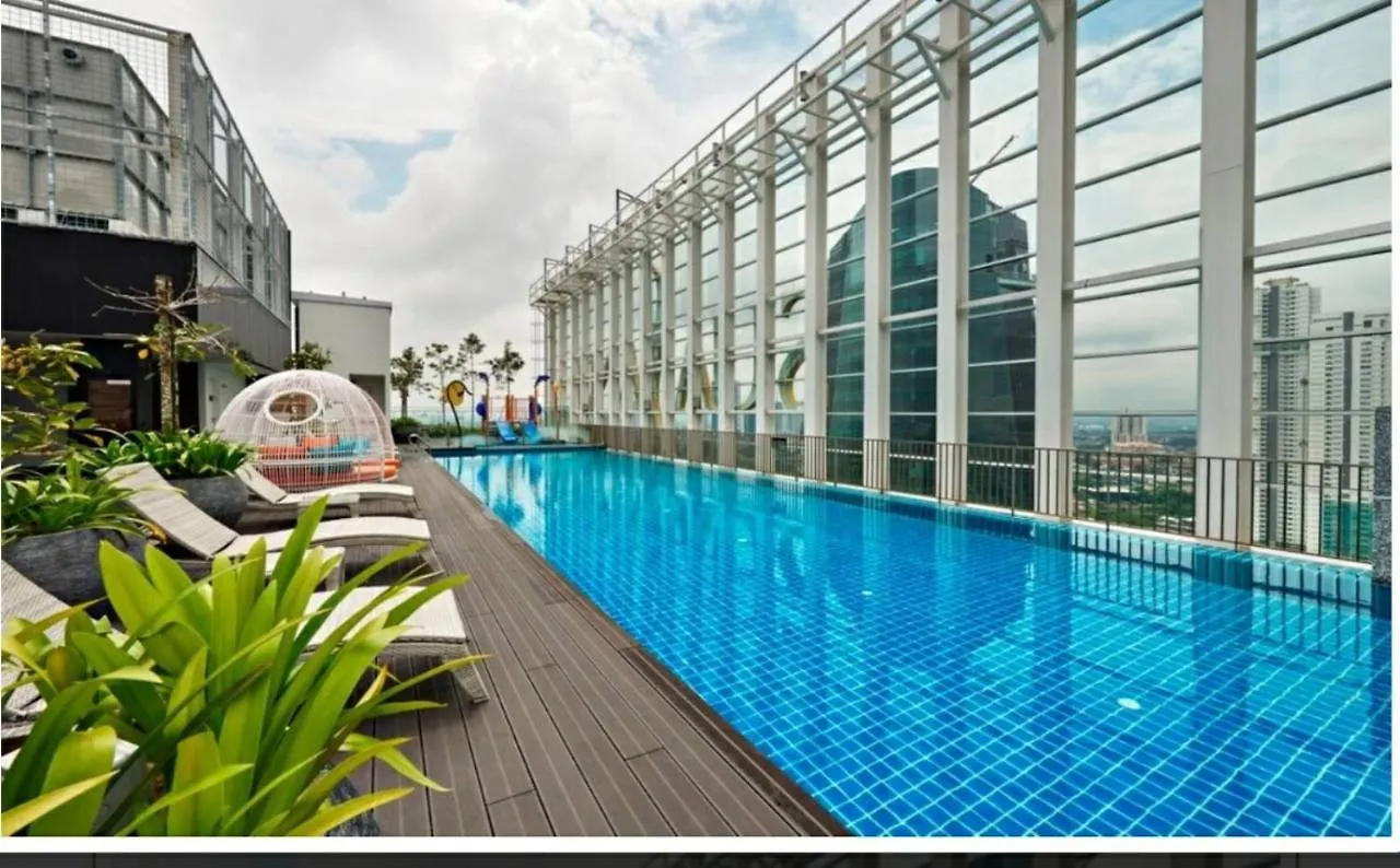아파트 Suasana Suites D'Homestay Jb Town 조호르 바루